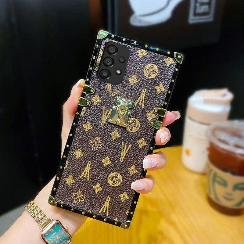 [ FREE SHIPPING] LV Monogram Canvas Square Trunk Design Case For Samsung A33